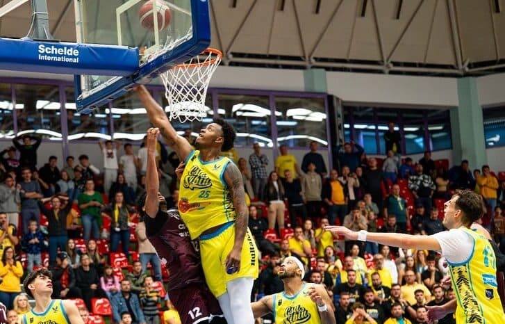 Scor de NBA la Sibiu. CSU a marcat 110 puncte cu Ploieștiul / video